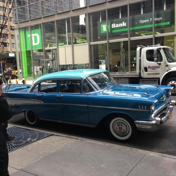 Meet Your Posher - City Shop - Picture 3 of 7